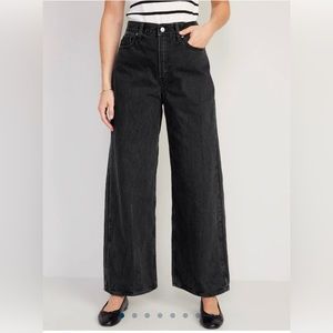 Old Navy Petite Baggy Wide-Legged Jeans